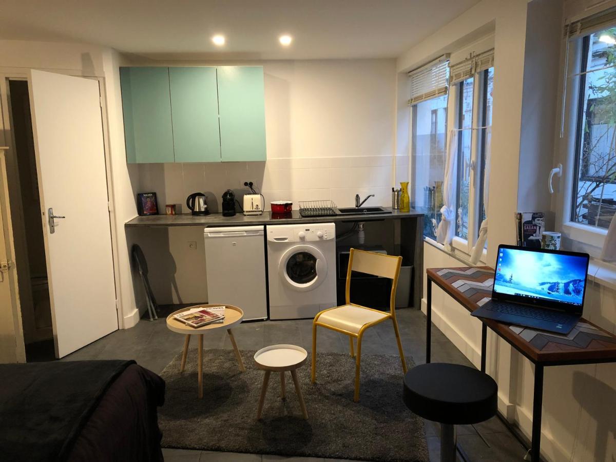 Cite Pilleux - Charming In A Flowery Pedestrian Lane Appartement